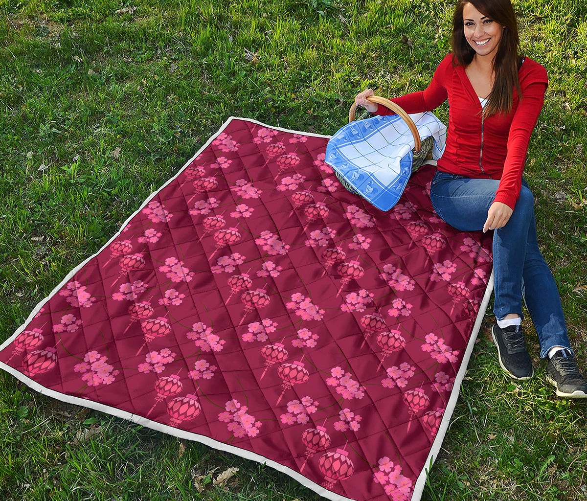 Pink Japanese Lantern Pattern Print Quilt