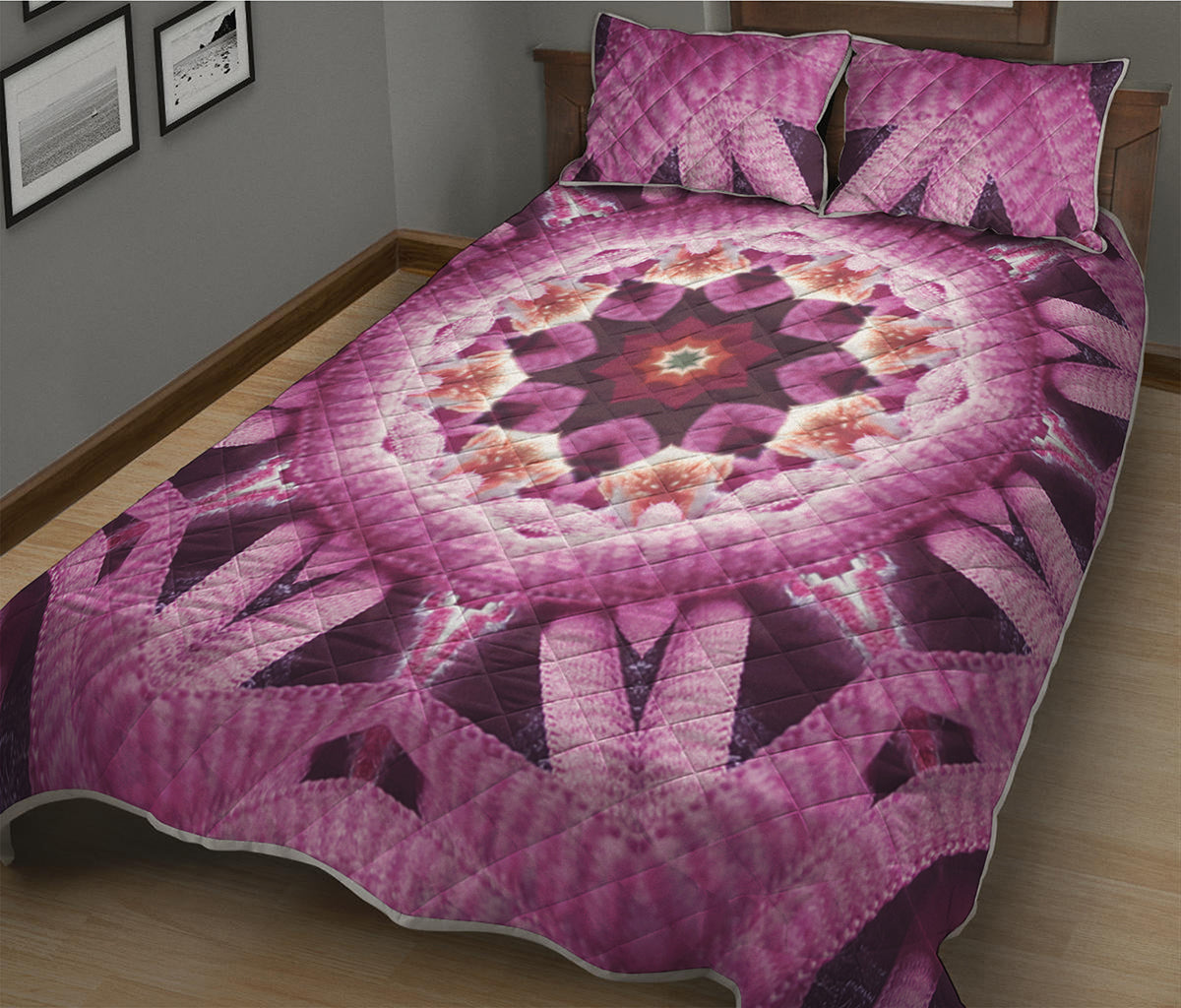 Pink Kaleidoscope Print Quilt Bed Set