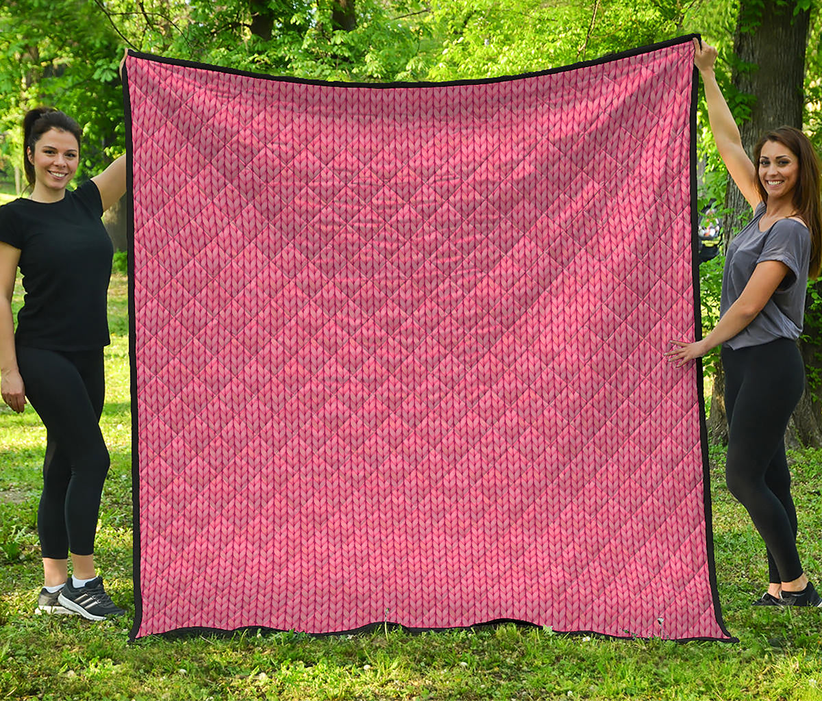 Pink Knitted Pattern Print Quilt