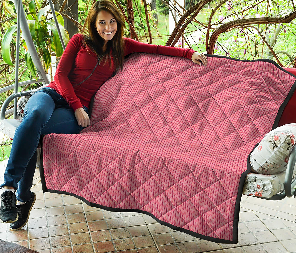 Pink Knitted Pattern Print Quilt