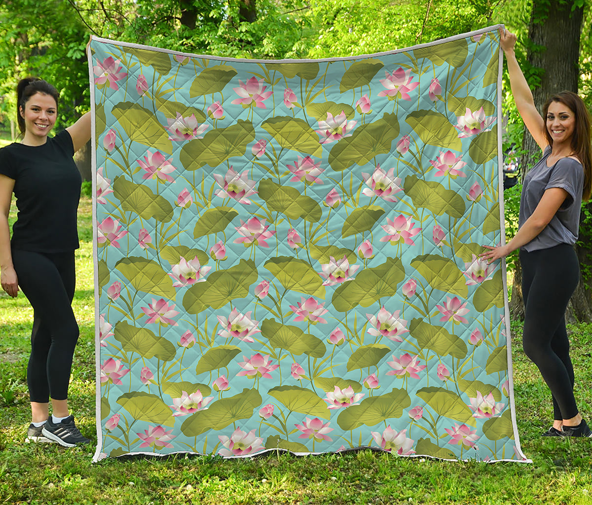 Pink Lotus Pattern Print Quilt