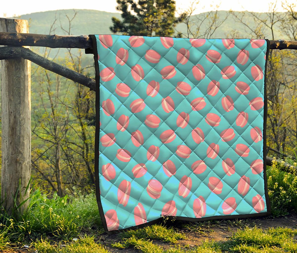 Pink Macaron Pattern Print Quilt