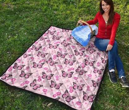 Pink Monarch Butterfly Pattern Print Quilt