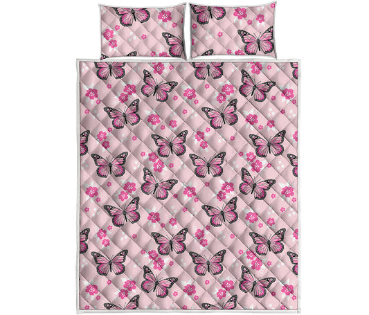 Pink Monarch Butterfly Pattern Print Quilt Bed Set