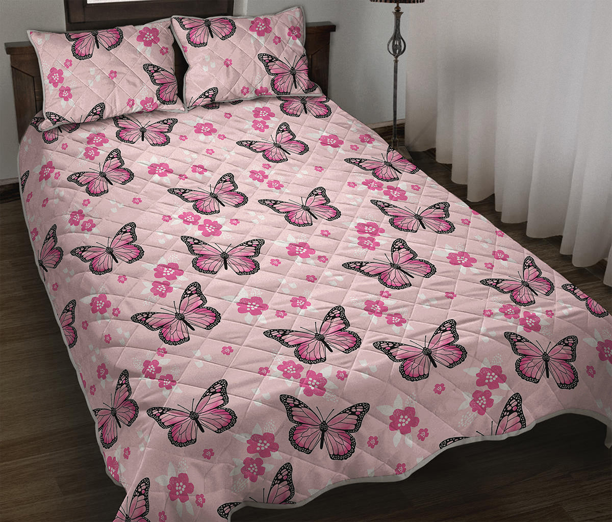 Pink Monarch Butterfly Pattern Print Quilt Bed Set