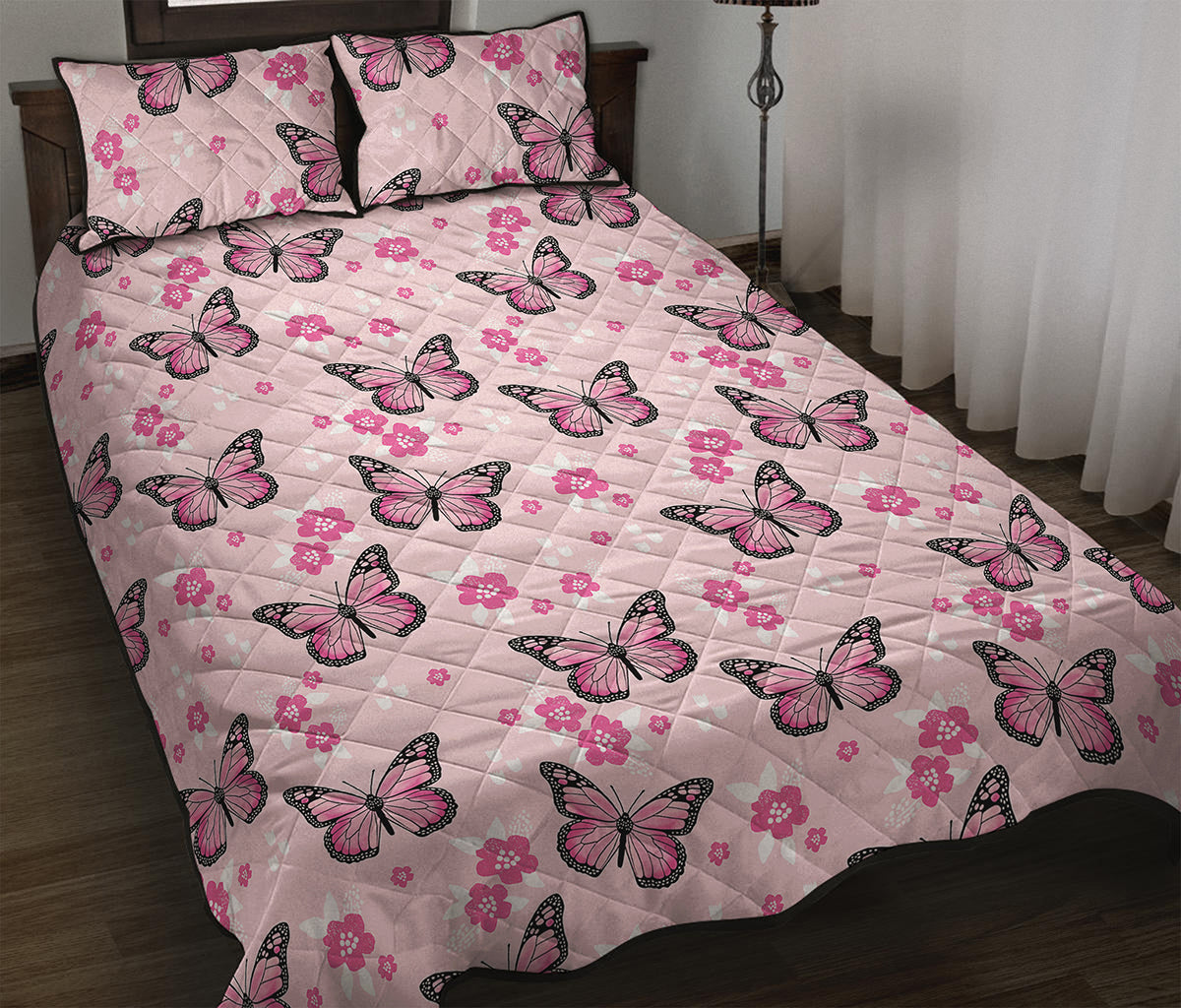 Pink Monarch Butterfly Pattern Print Quilt Bed Set
