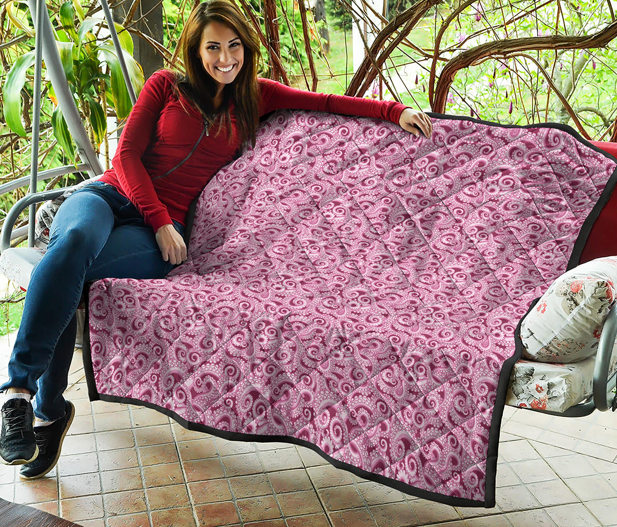 Pink Octopus Tentacles Pattern Print Quilt