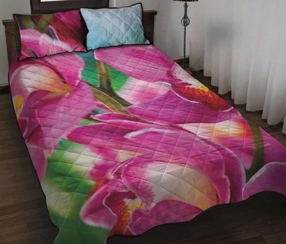 Pink Orchid Flower Print Quilt Bed Set