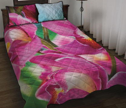 Pink Orchid Flower Print Quilt Bed Set