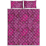 Pink Paisley Pattern Print Quilt Bed Set