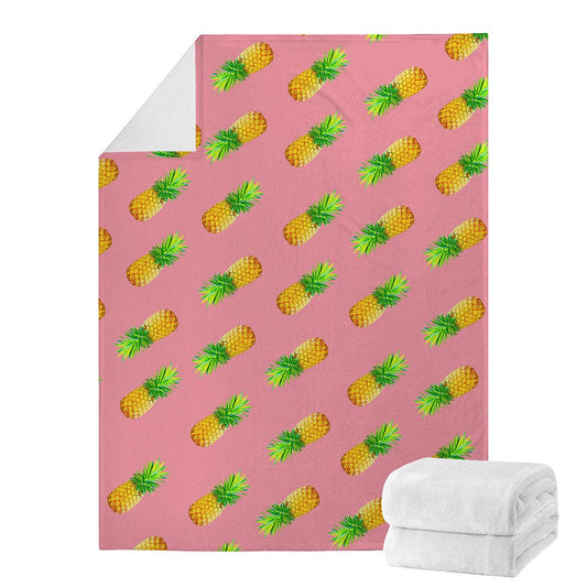 Pink Pineapple Pattern Print Blanket