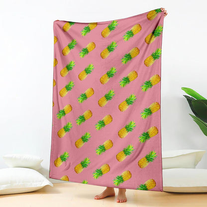 Pink Pineapple Pattern Print Blanket