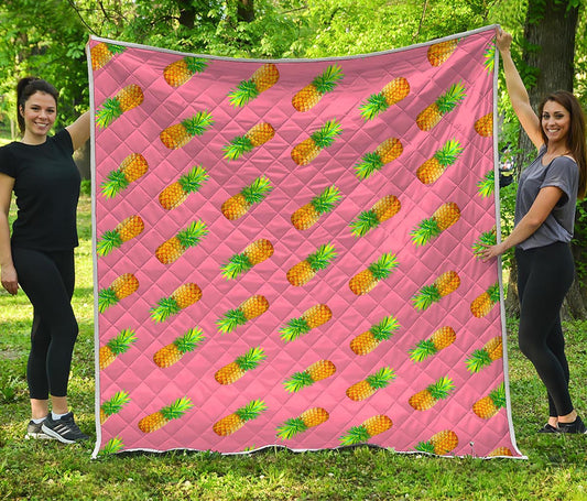 Pink Pineapple Pattern Print Quilt