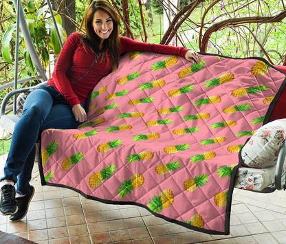 Pink Pineapple Pattern Print Quilt