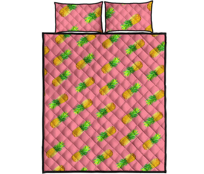Pink Pineapple Pattern Print Quilt Bed Set