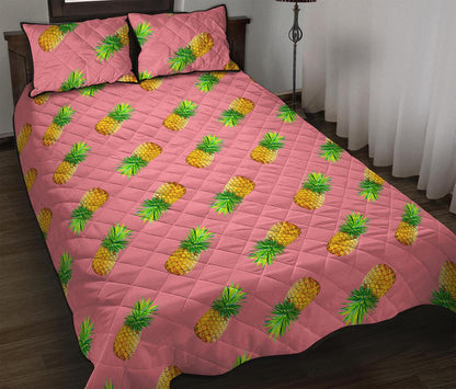 Pink Pineapple Pattern Print Quilt Bed Set