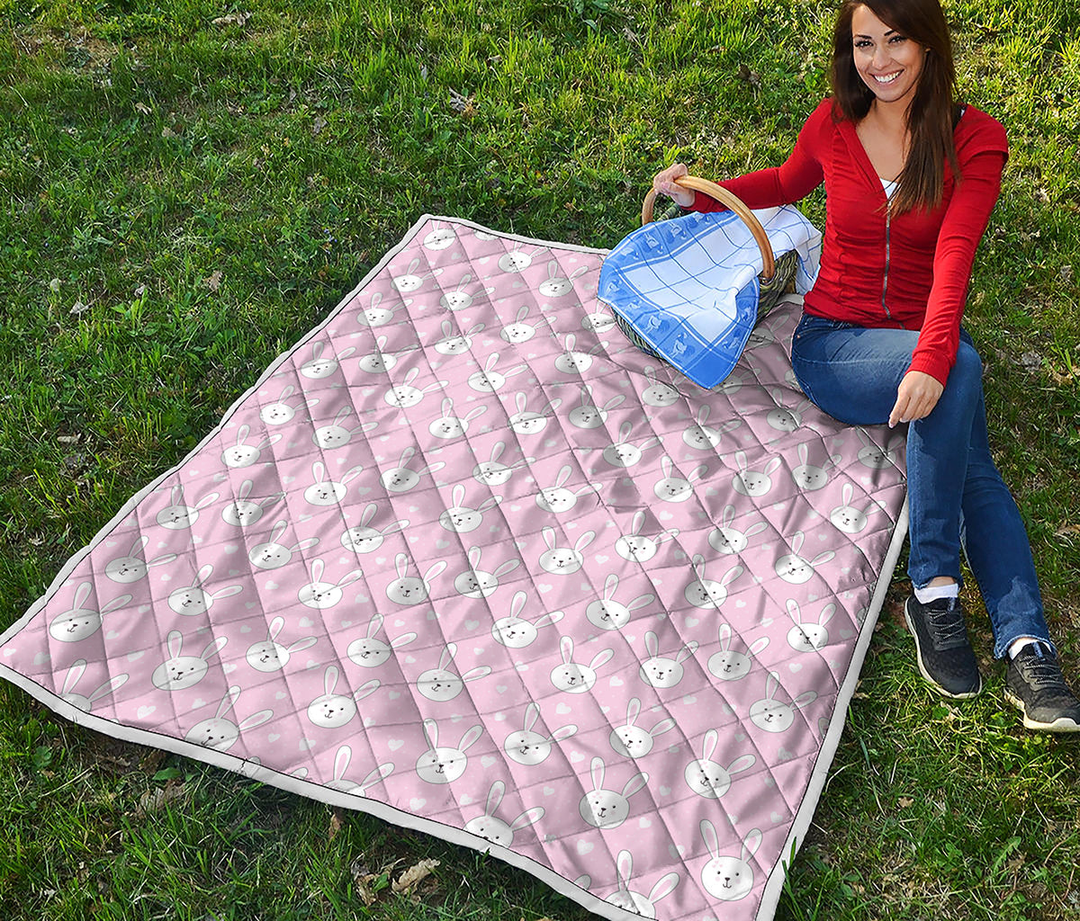 Pink Rabbit Pattern Print Quilt