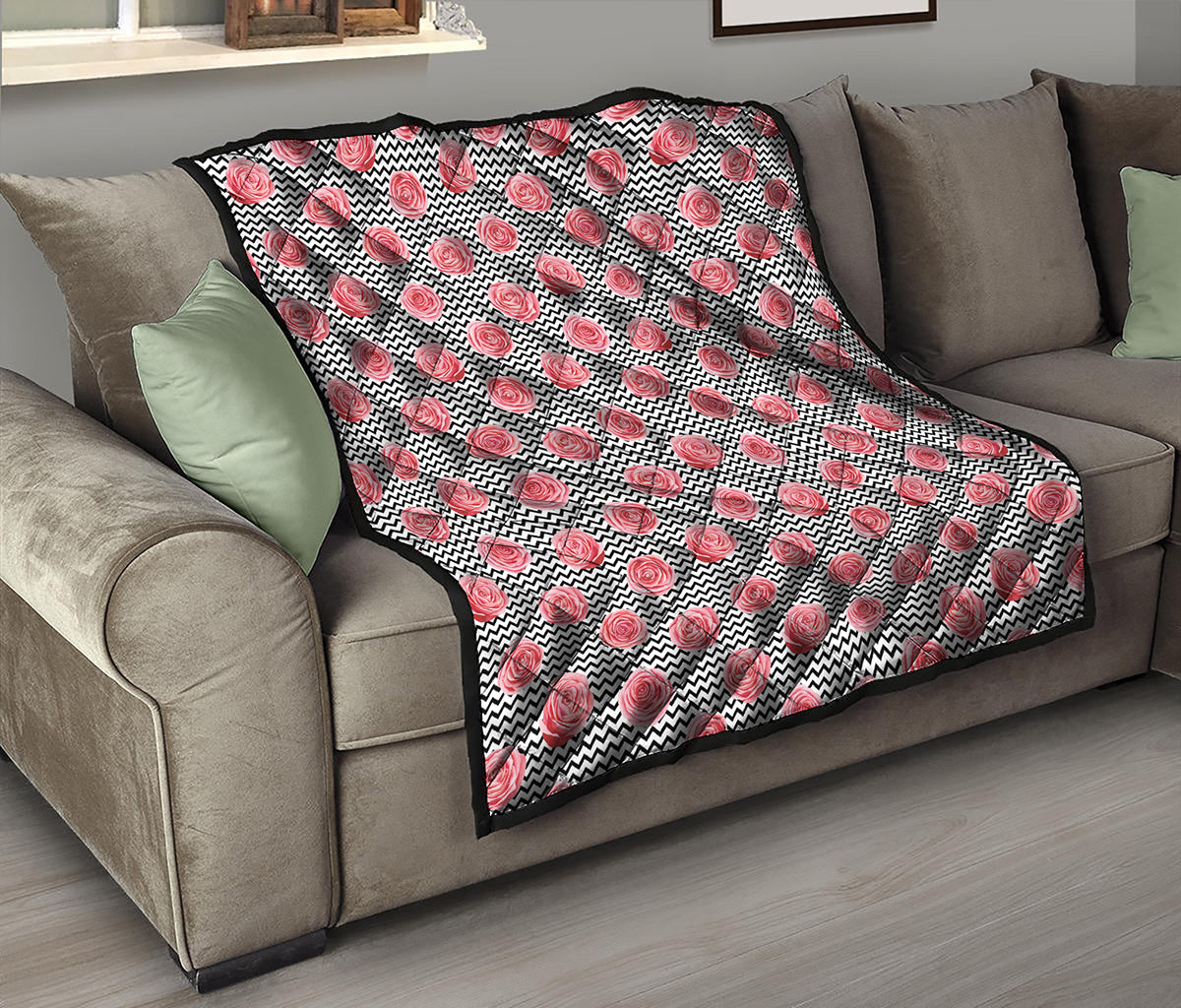 Pink Rose Zigzag Pattern Print Quilt