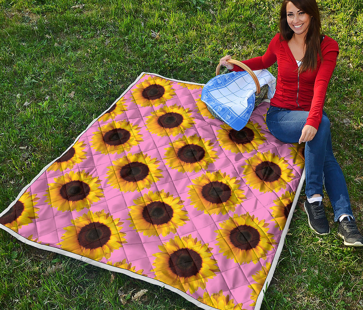 Pink Sunflower Pattern Print Quilt
