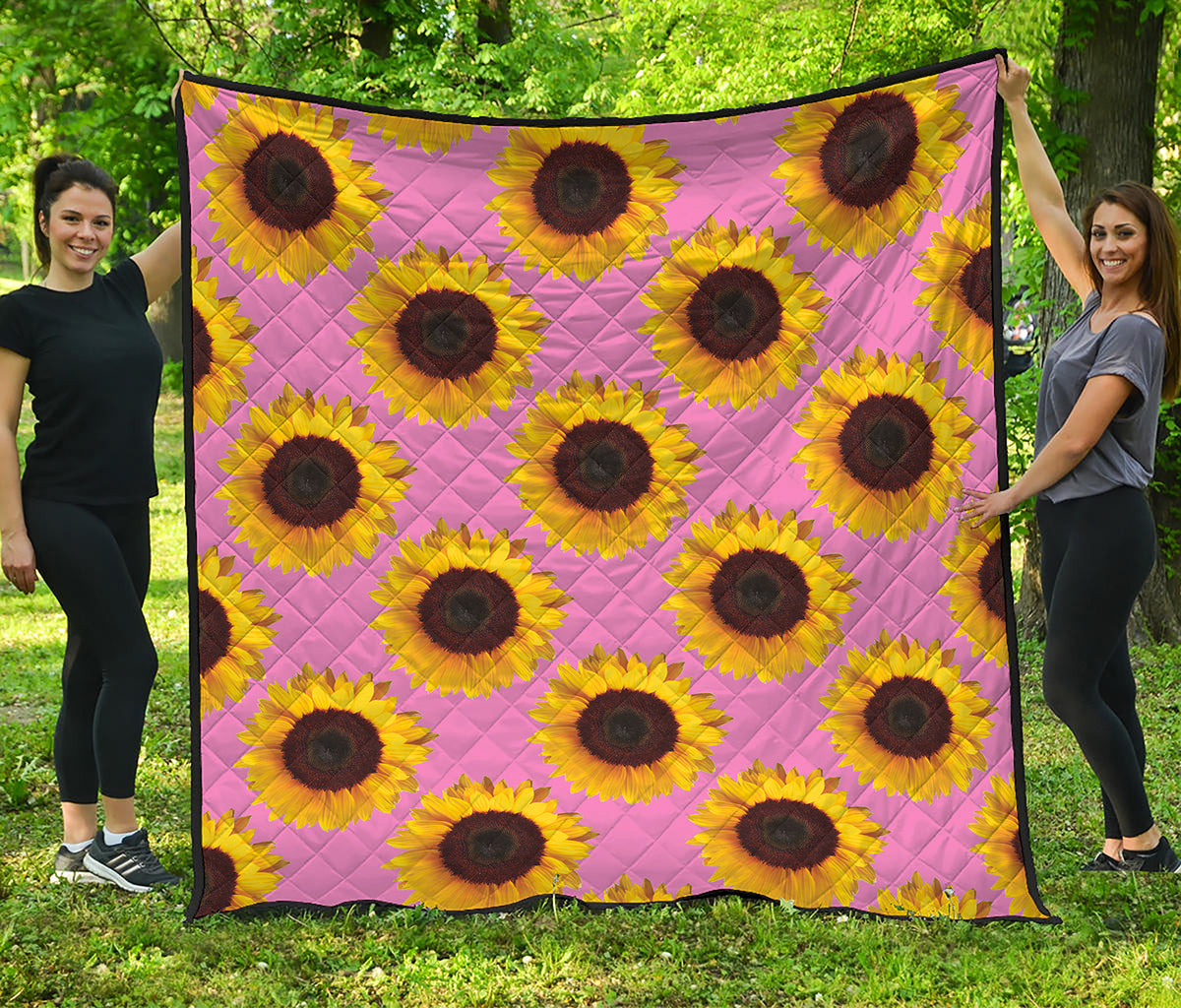 Pink Sunflower Pattern Print Quilt