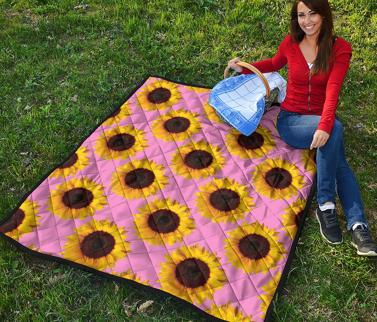 Pink Sunflower Pattern Print Quilt