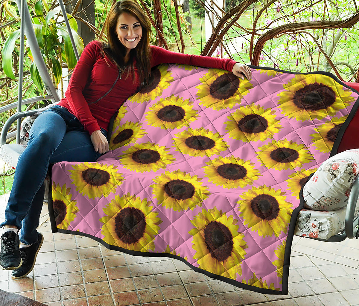 Pink Sunflower Pattern Print Quilt