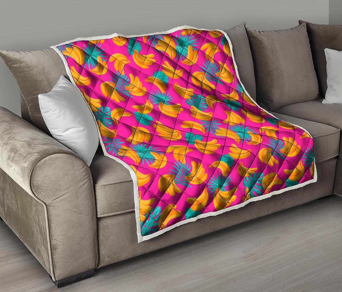 Pink Tropical Banana Pattern Print Quilt