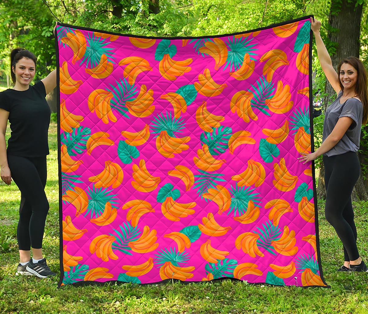 Pink Tropical Banana Pattern Print Quilt