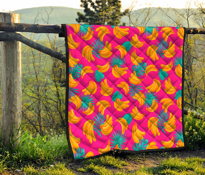 Pink Tropical Banana Pattern Print Quilt
