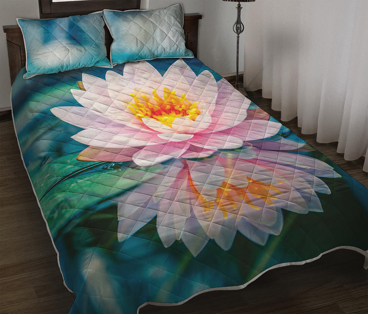 Pink Water Lily Print Quilt Bed Set