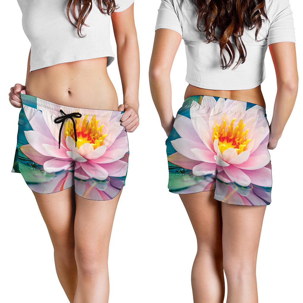 Pink Water Lily Print Women's Shorts