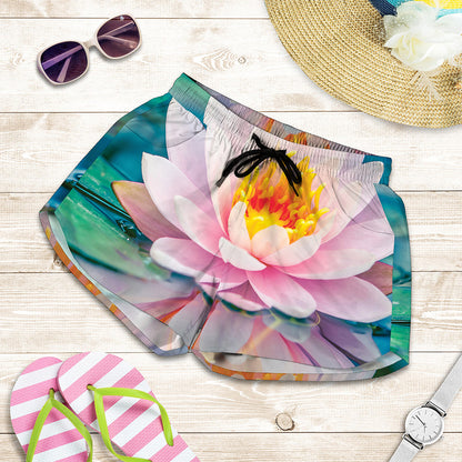 Pink Water Lily Print Women's Shorts