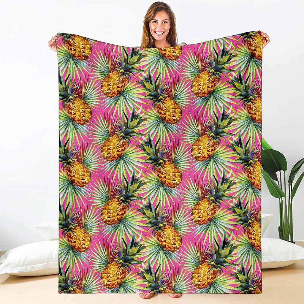 Pink Watercolor Pineapple Pattern Print Blanket