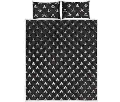Pirate Skull Symbol Pattern Print Quilt Bed Set