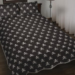 Pirate Skull Symbol Pattern Print Quilt Bed Set