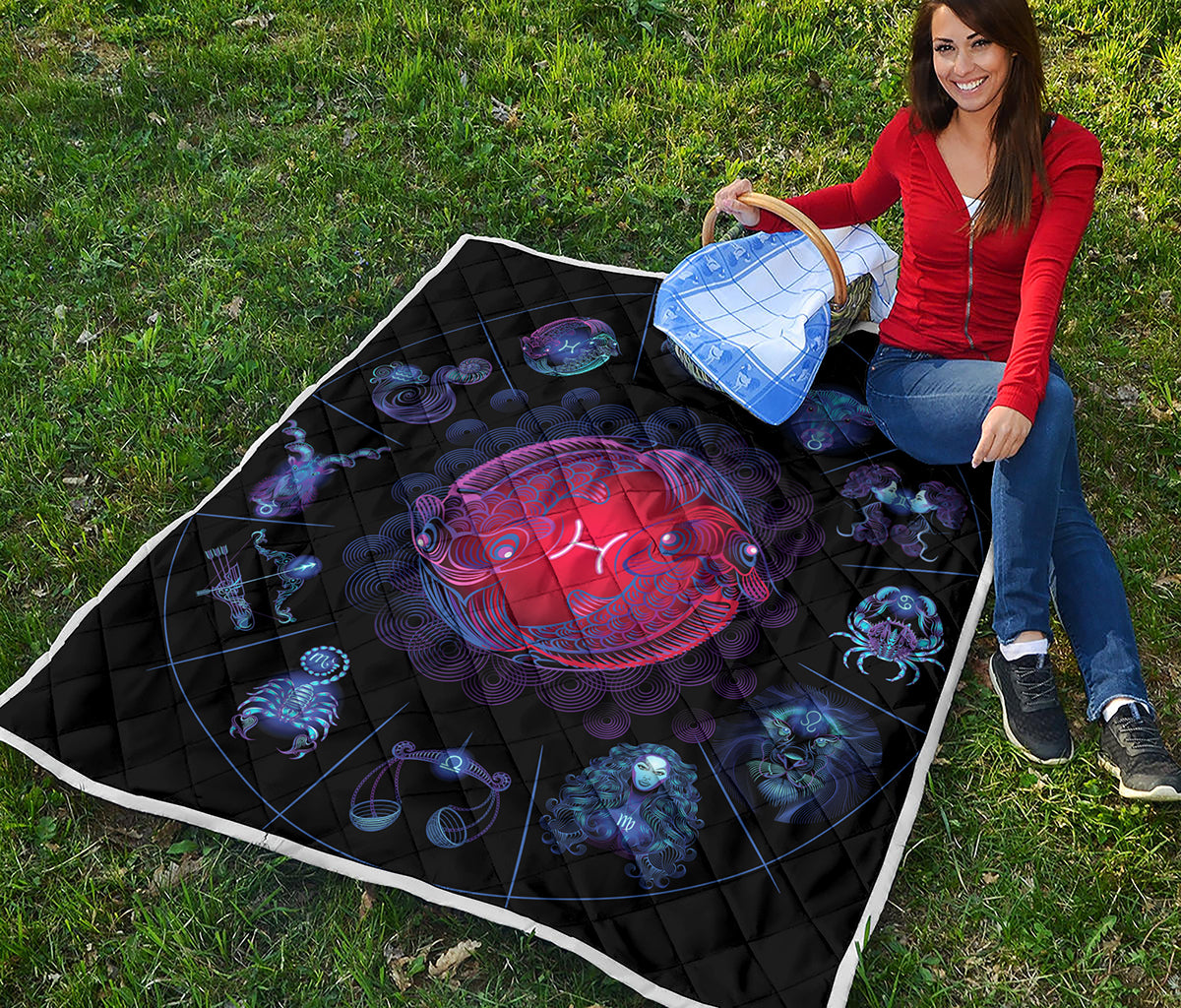 Pisces And Astrological Signs Print Quilt