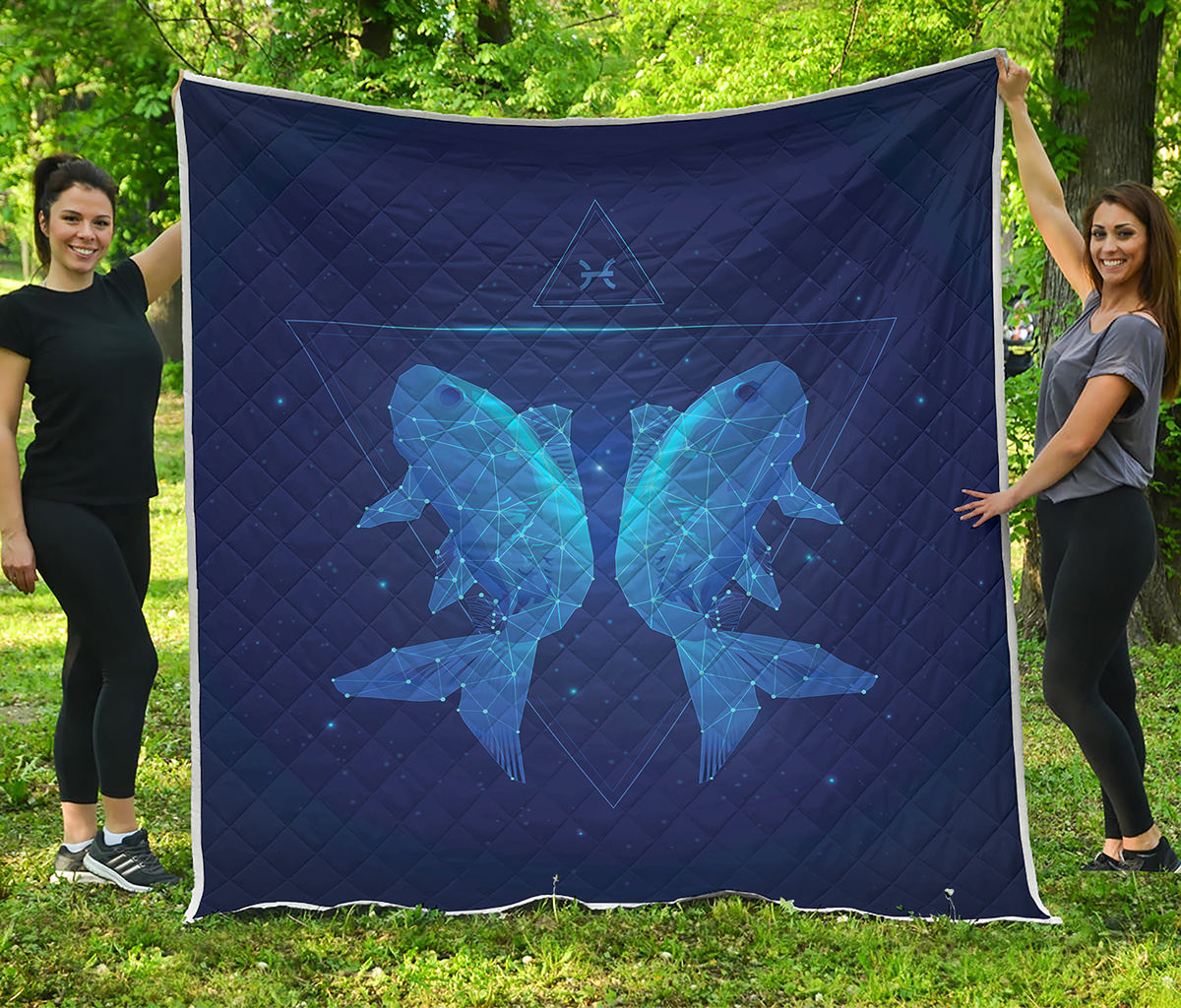 Pisces Horoscope Sign Print Quilt