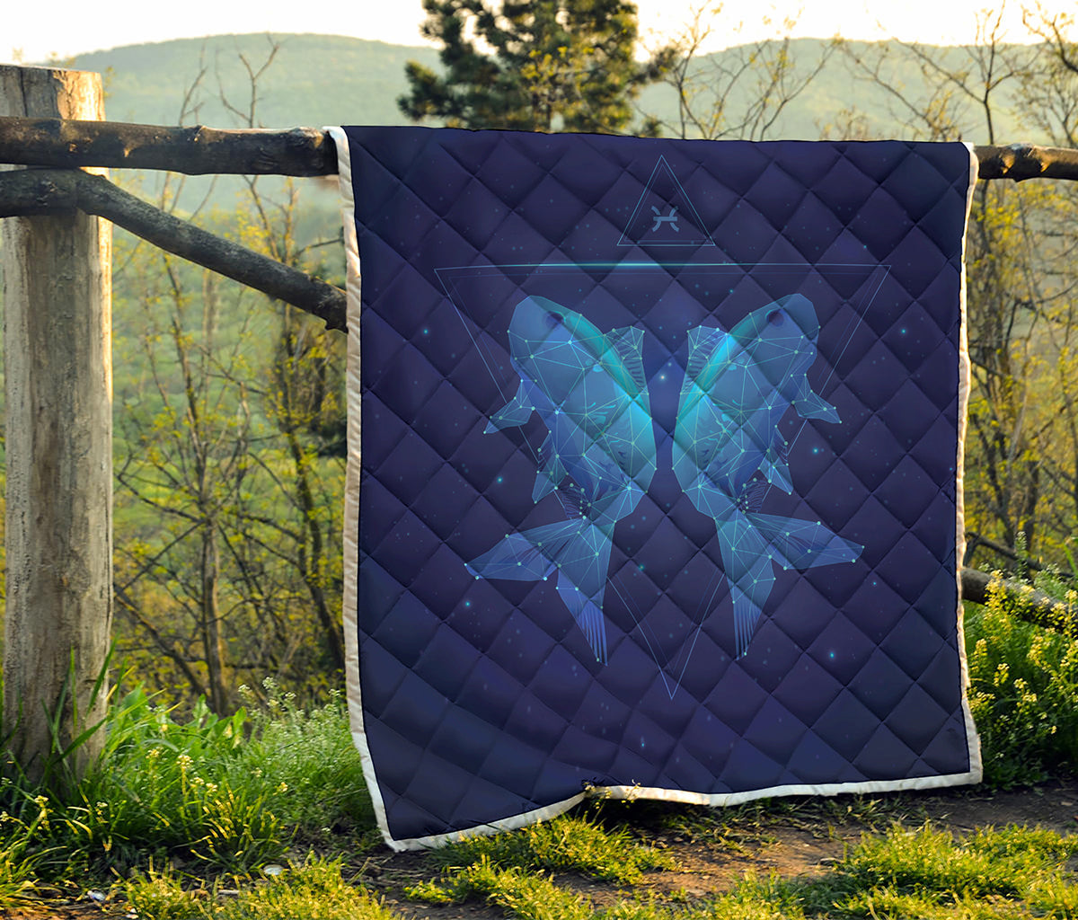 Pisces Horoscope Sign Print Quilt