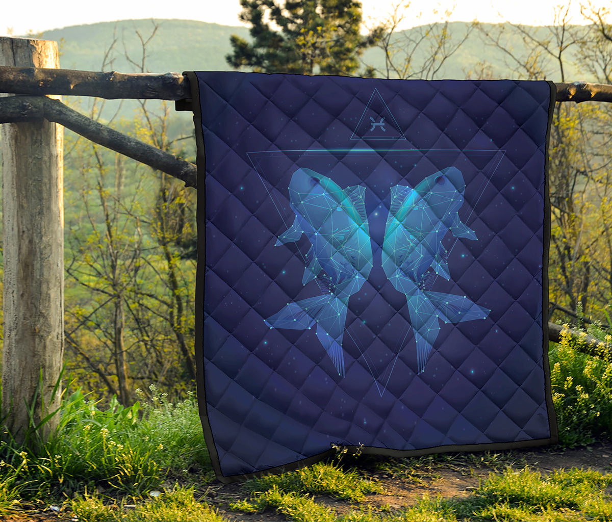 Pisces Horoscope Sign Print Quilt