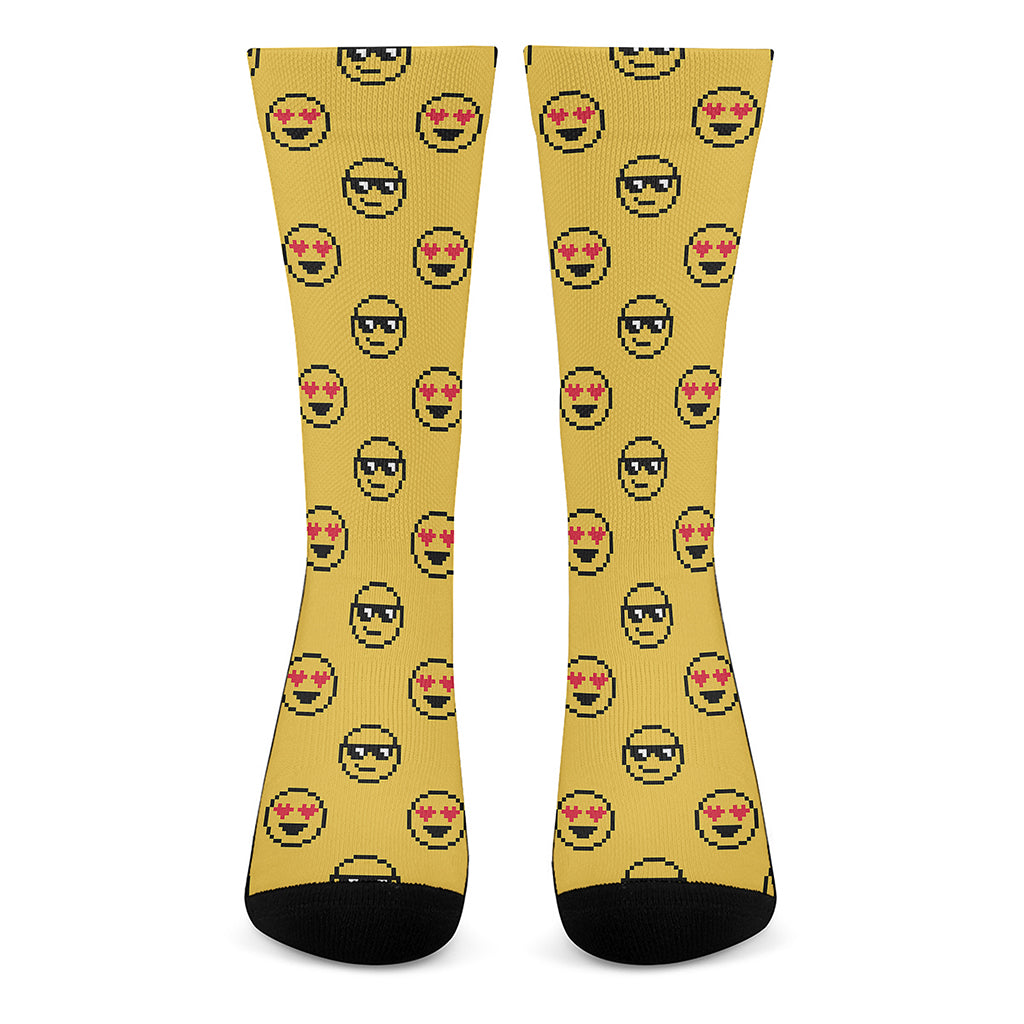 Pixel Emoji Pattern Print Crew Socks