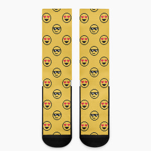 Pixel Emoji Pattern Print Crew Socks