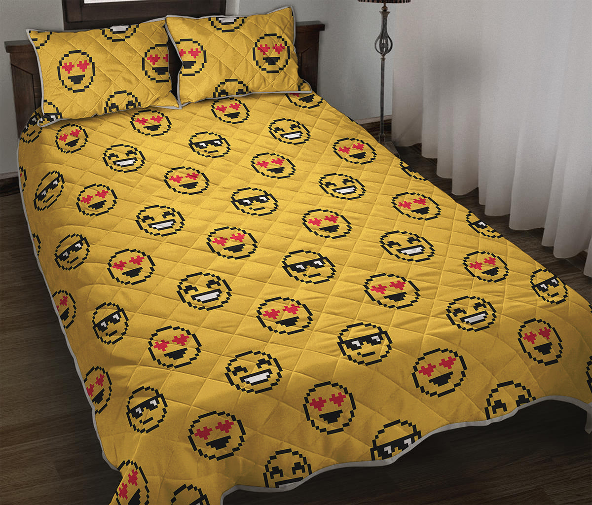 Pixel Emoji Pattern Print Quilt Bed Set
