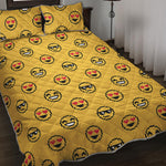 Pixel Emoji Pattern Print Quilt Bed Set