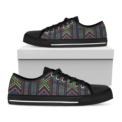 Pixel Ethnic Pattern Print Black Low Top Shoes