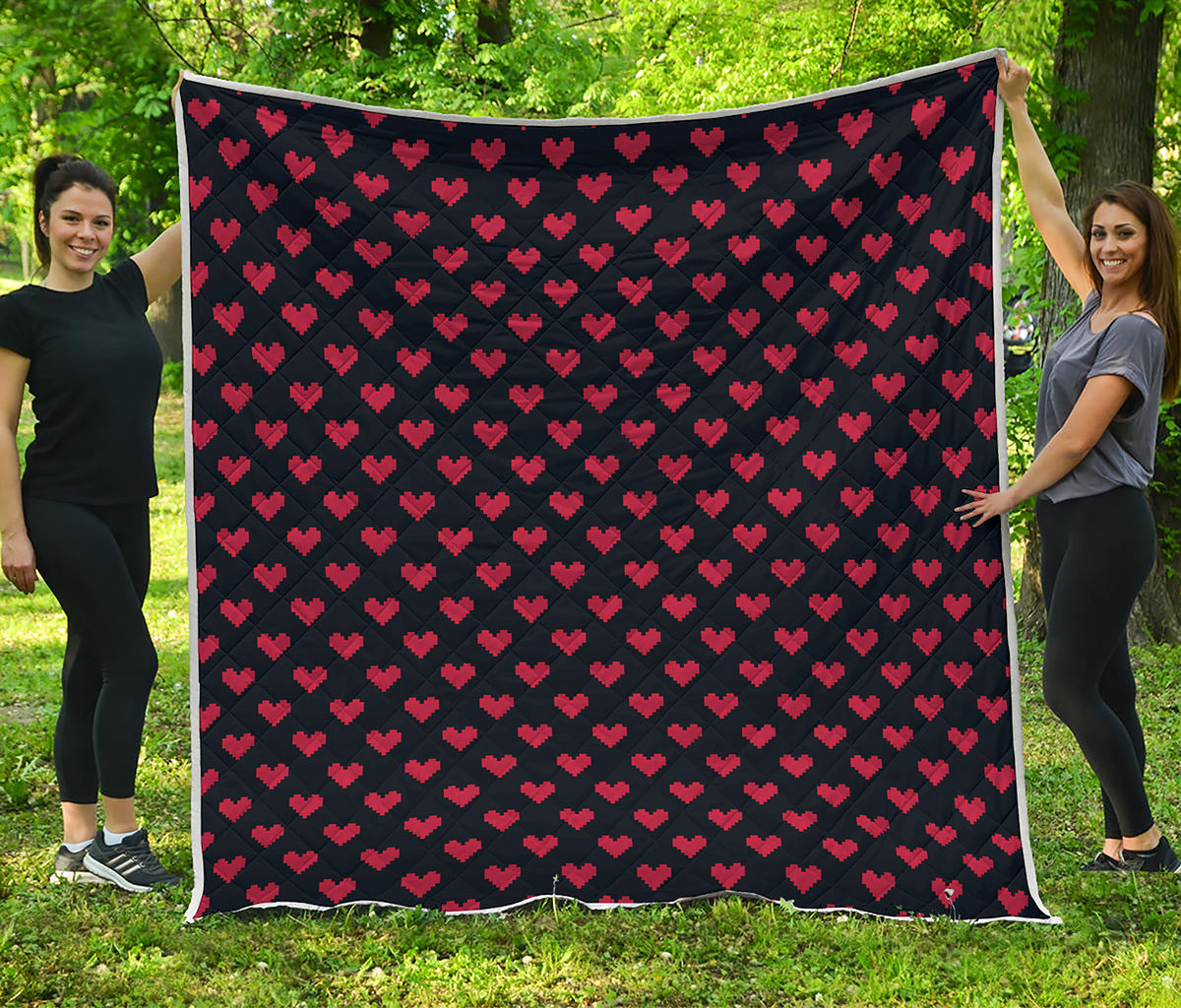 Pixel Heart Pattern Print Quilt