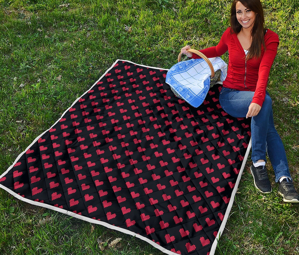 Pixel Heart Pattern Print Quilt