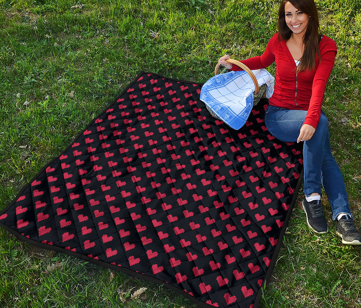 Pixel Heart Pattern Print Quilt