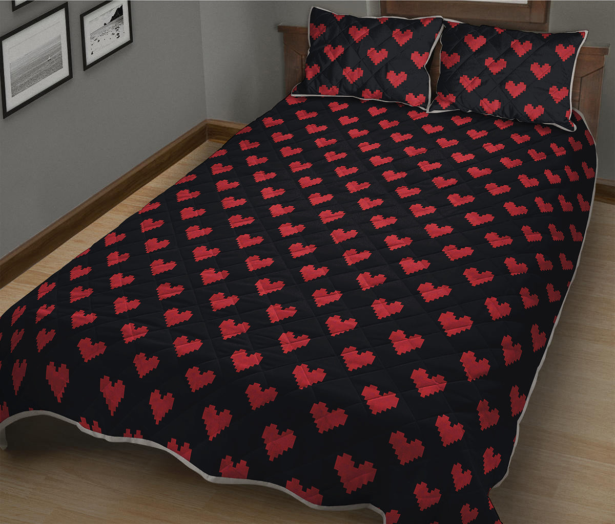 Pixel Heart Pattern Print Quilt Bed Set