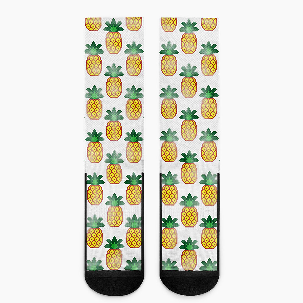 Pixel Pineapple Pattern Print Crew Socks