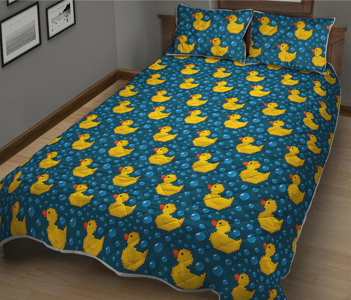 Pixel Rubber Duck Pattern Print Quilt Bed Set